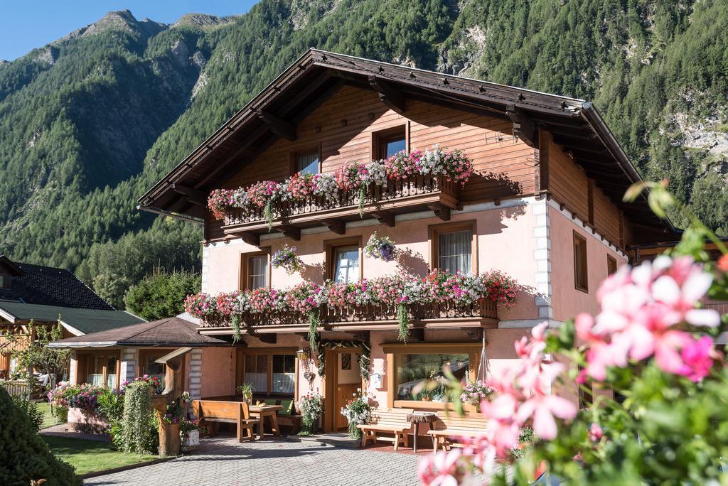 Landhaus Lackner Heiligenblut Esterno foto